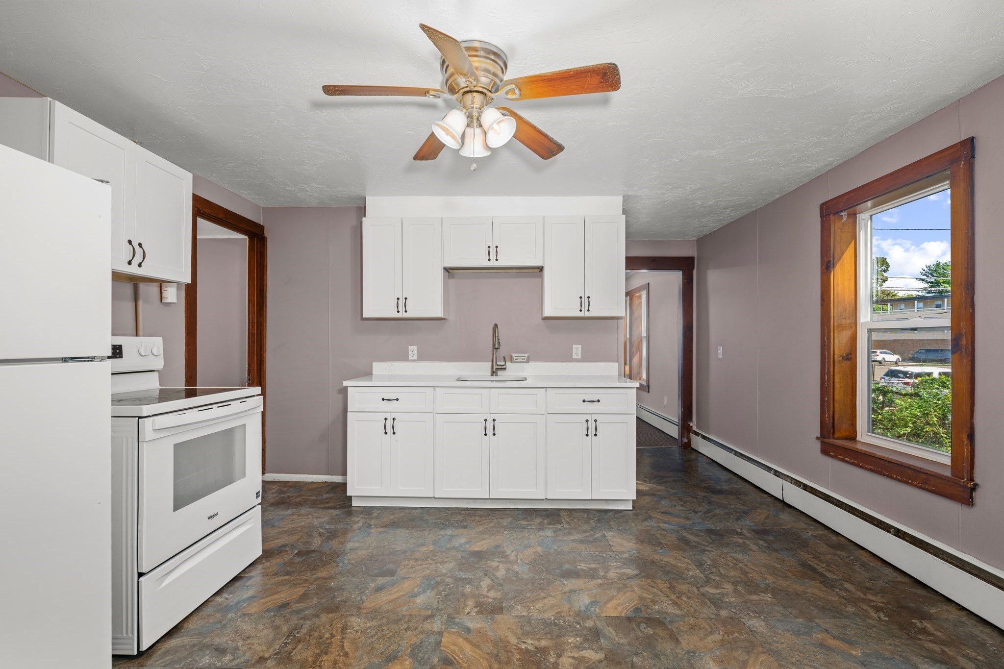 102 Sayles Street Property Photo 4