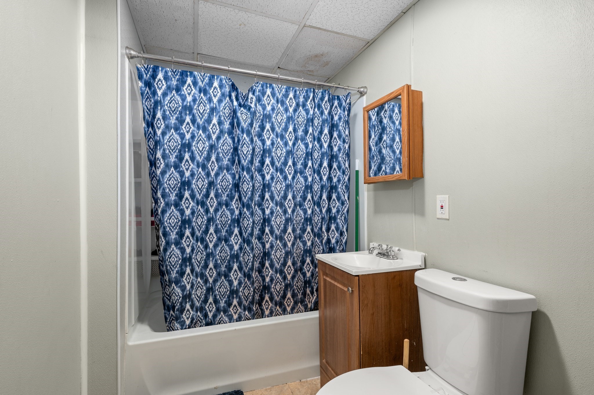 102 Sayles Street Property Photo 33