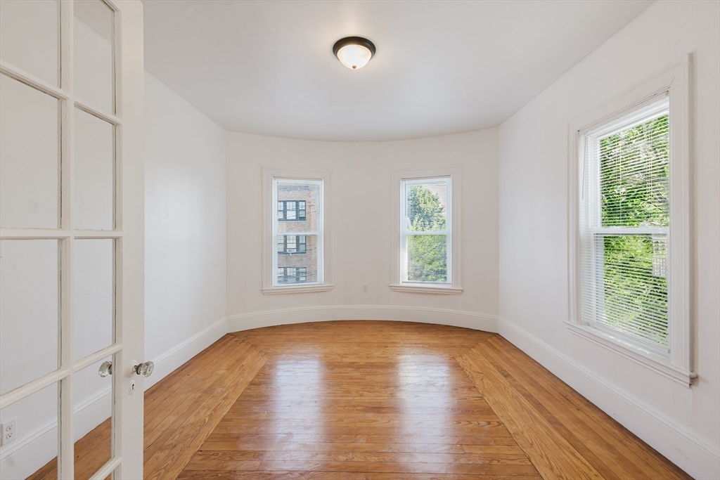 15 Mclellan St Property Photo 10