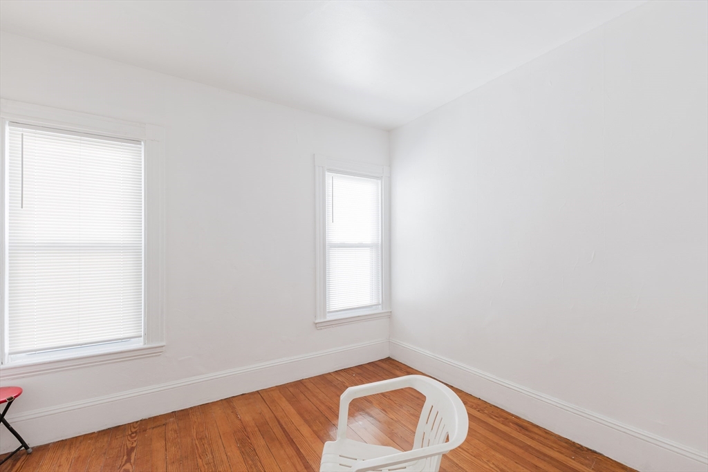 15 Mclellan St Property Photo 12