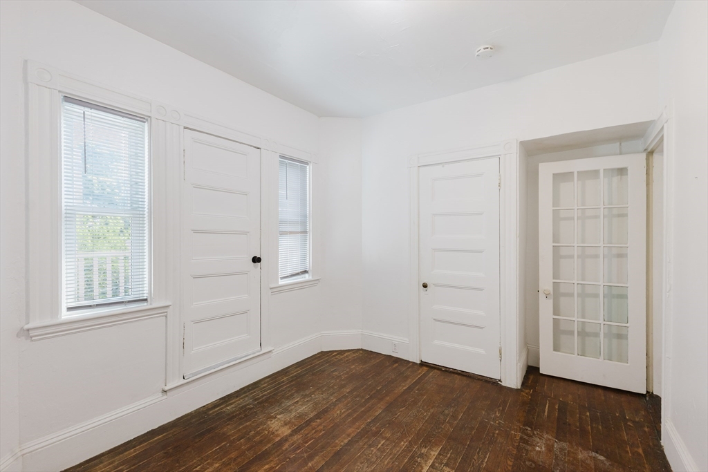 15 Mclellan St Property Photo 18