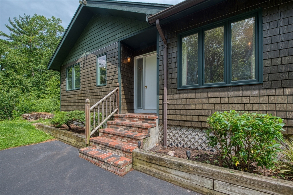 131 Wampum St Property Photo 1