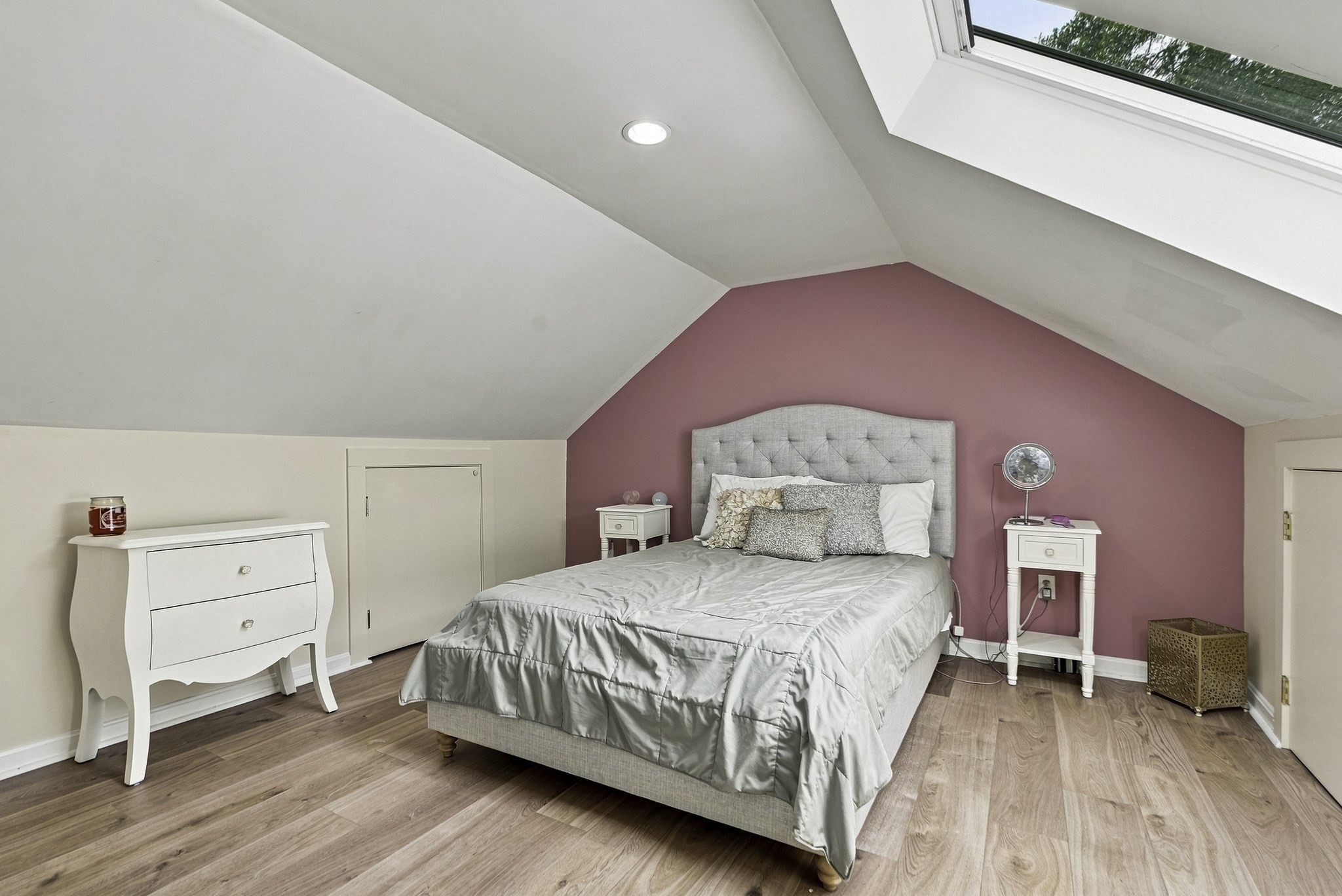 8 Mellen St Property Photo 29