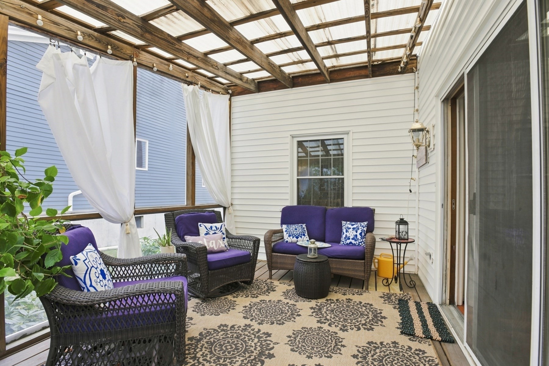 123 Eastman Avenue Property Photo 32