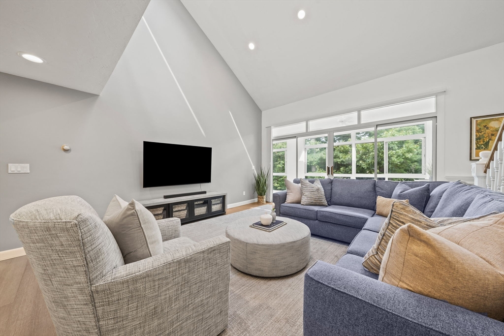 72 Kim Ter # C Property Photo 17