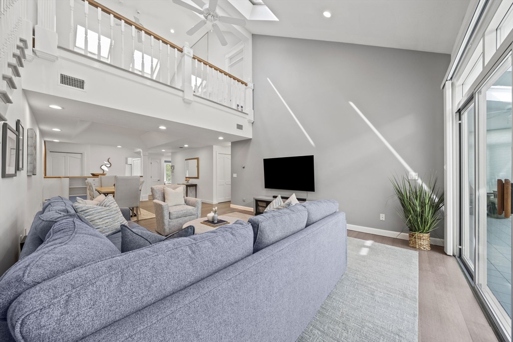 72 Kim Ter # C Property Photo 19