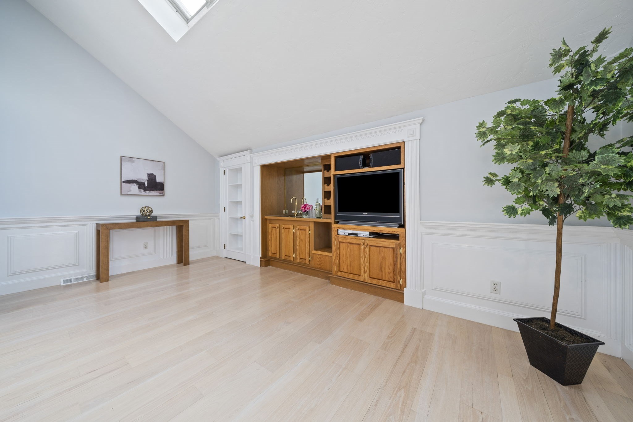 72 Kim Ter # C Property Photo 36