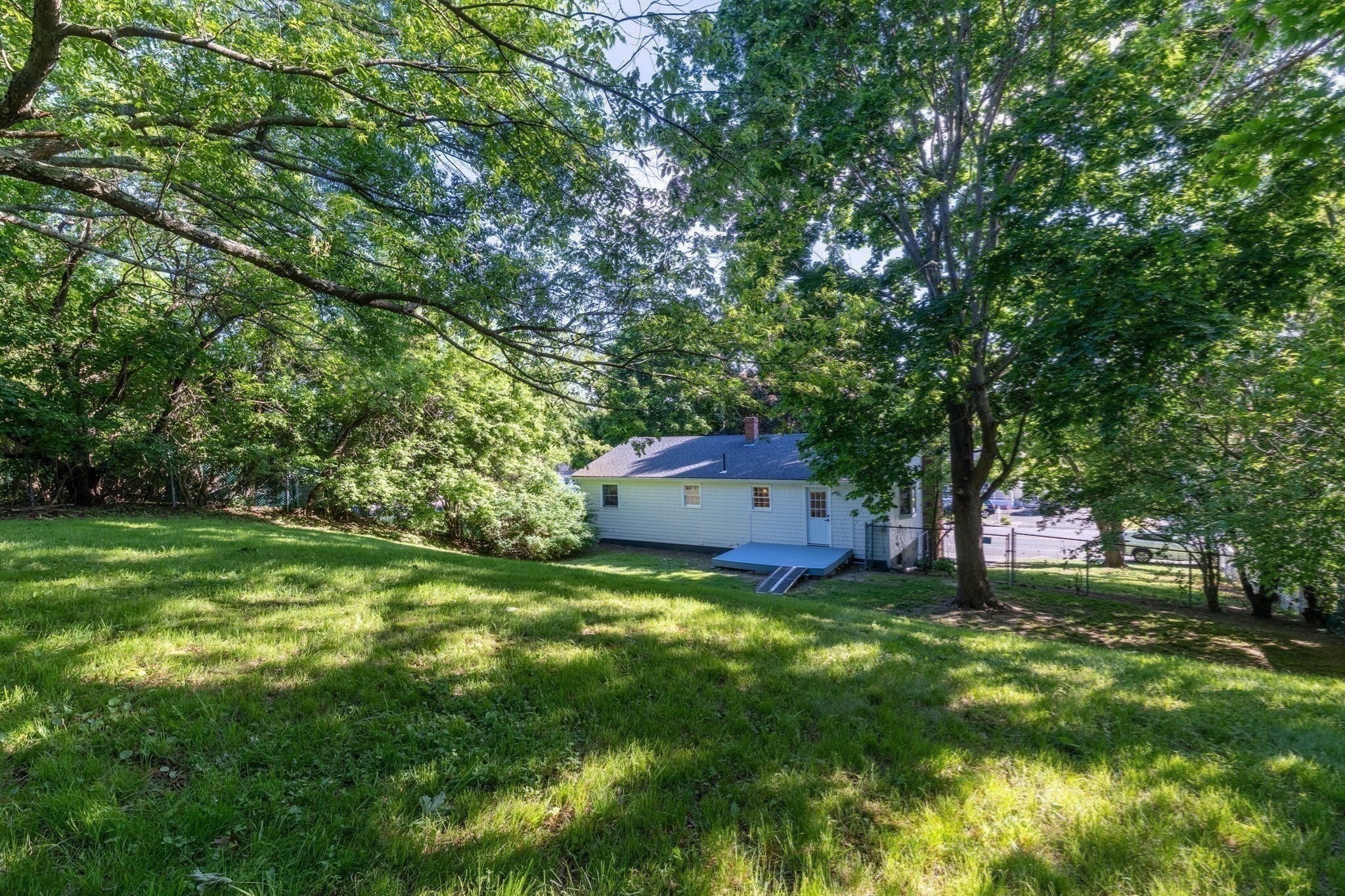 110 Low St Property Photo 23