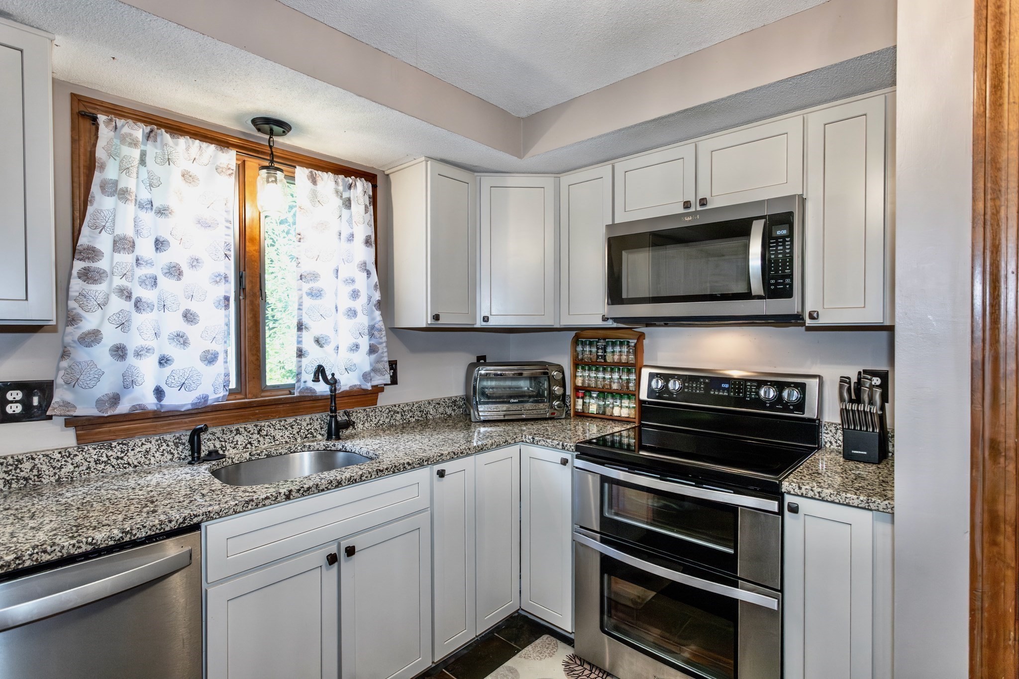 419 Southwick Road # B7 Property Photo 12