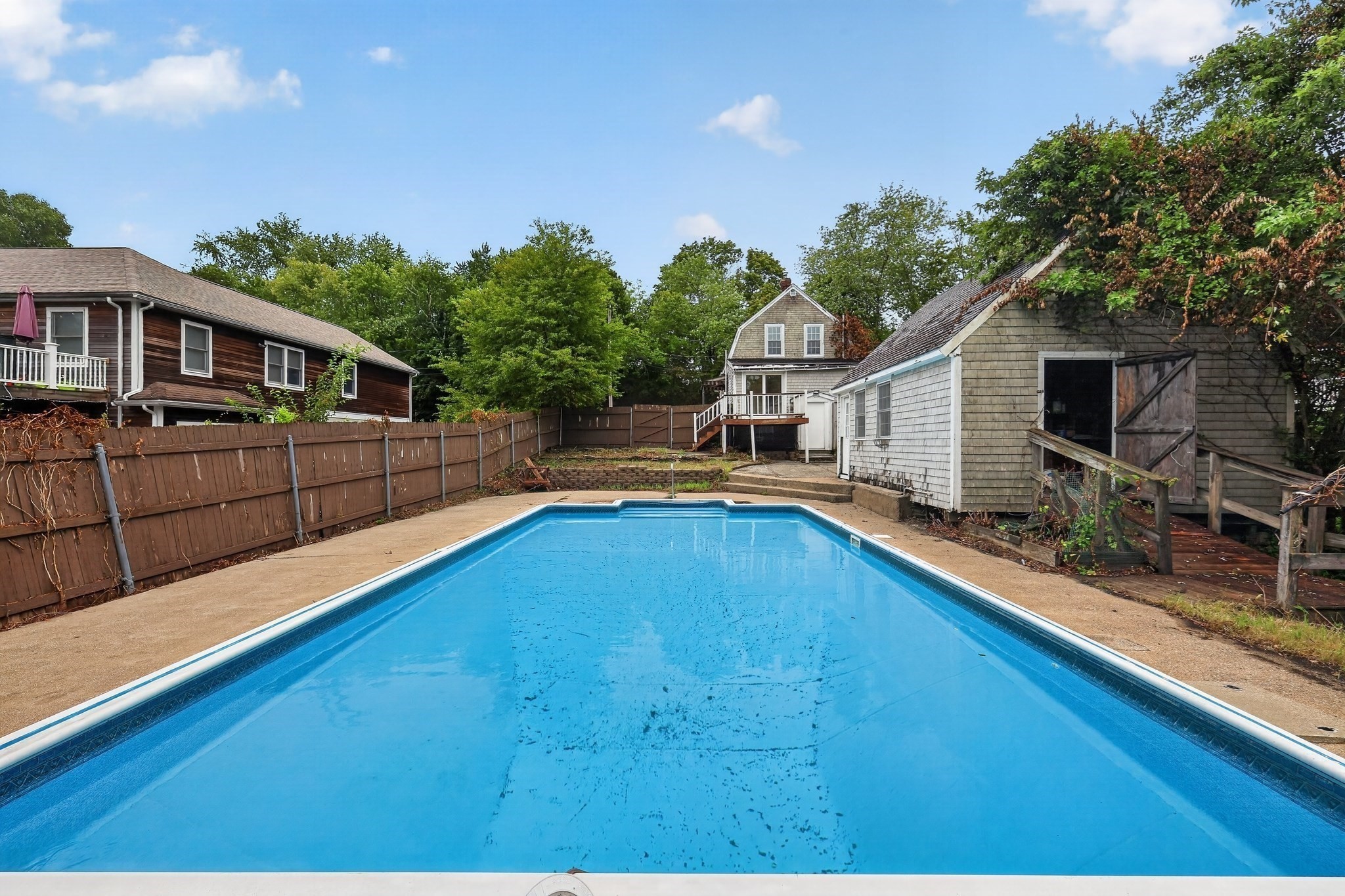15 Hillside Ave Property Photo 3