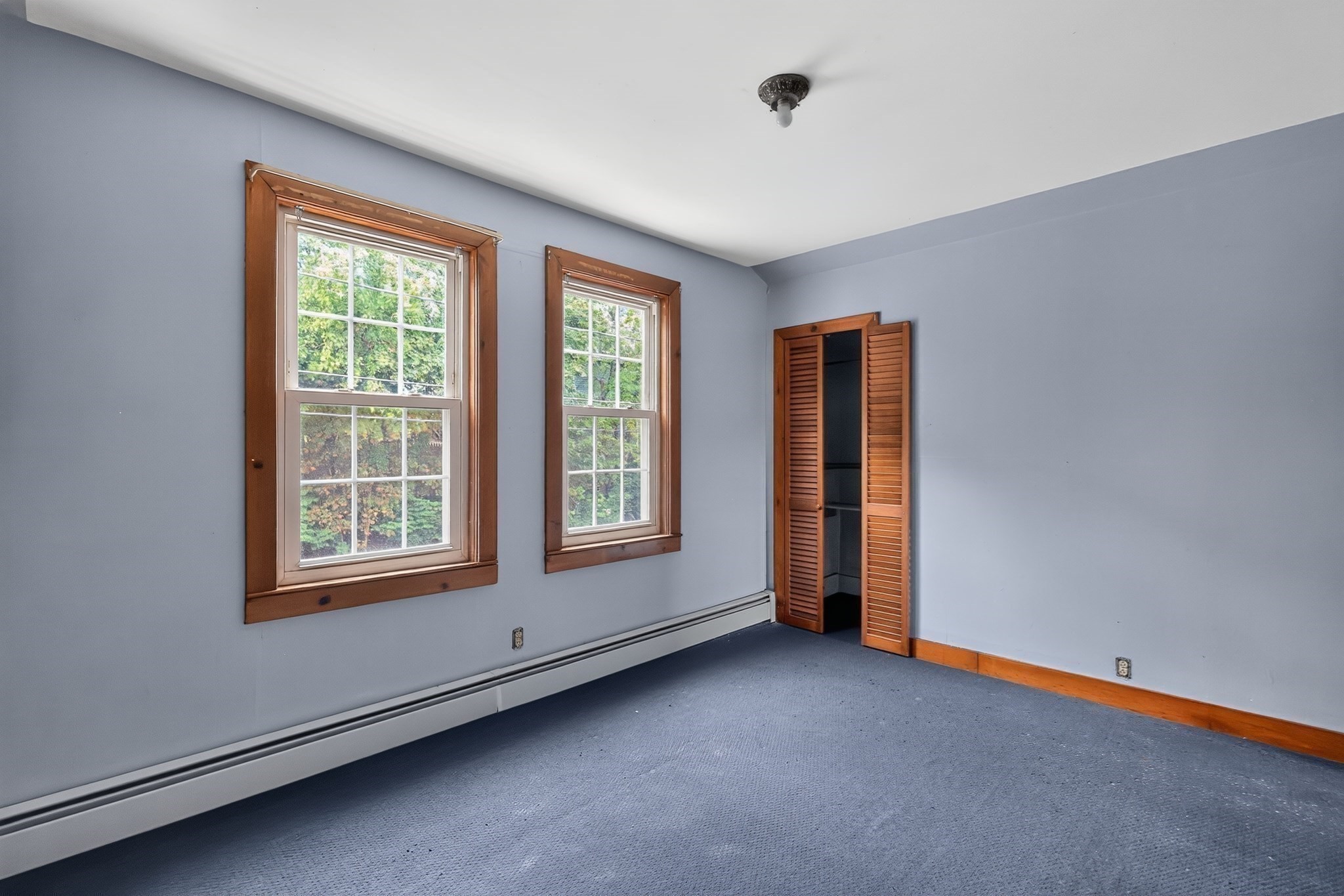15 Hillside Ave Property Photo 16