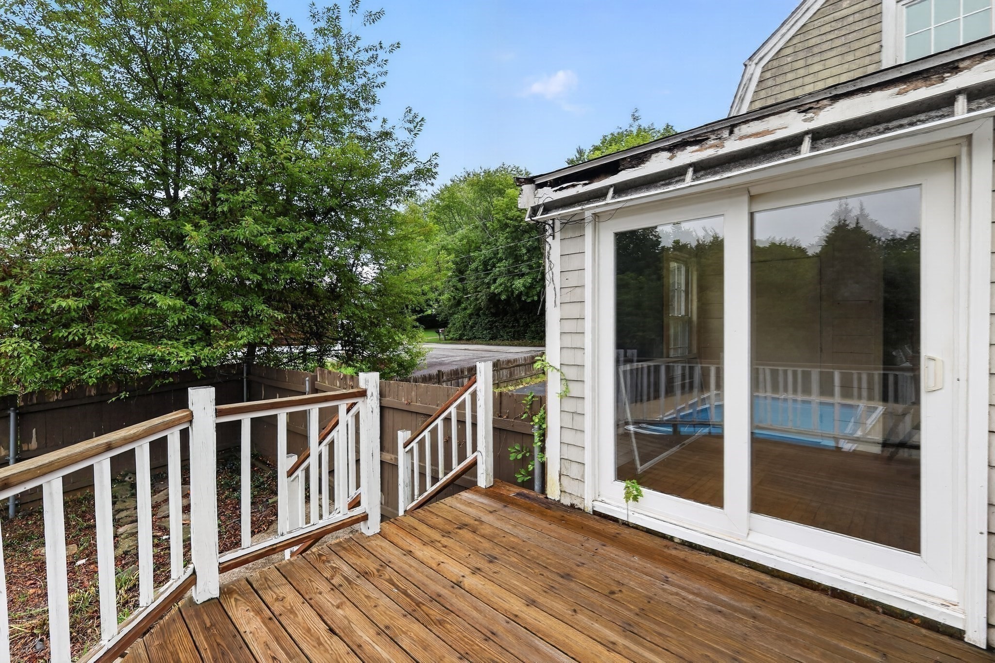 15 Hillside Ave Property Photo 28