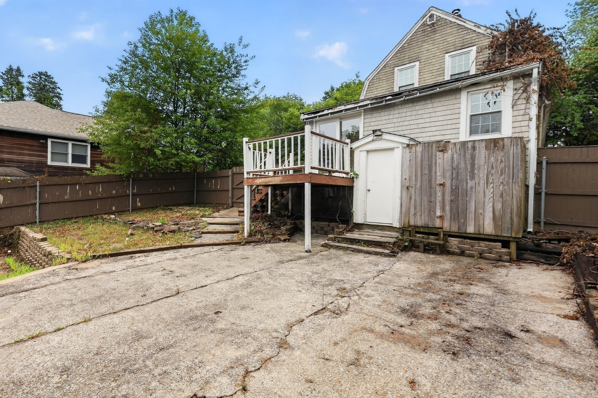 15 Hillside Ave Property Photo 31