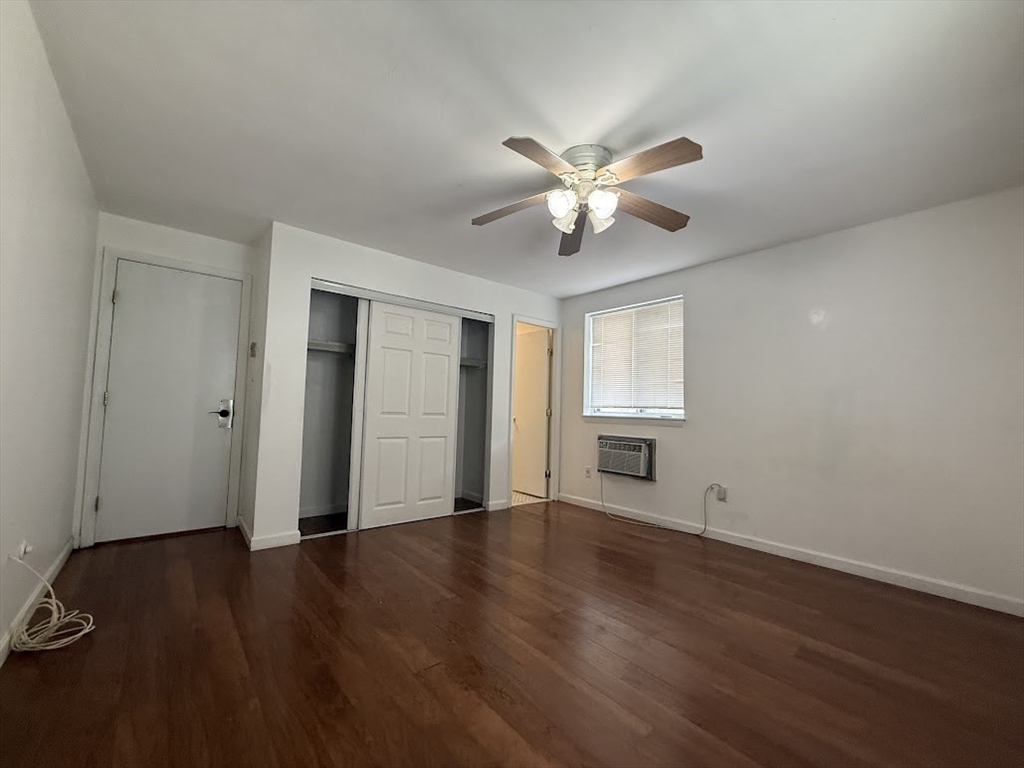 35 Washington St # 3 Property Photo 10