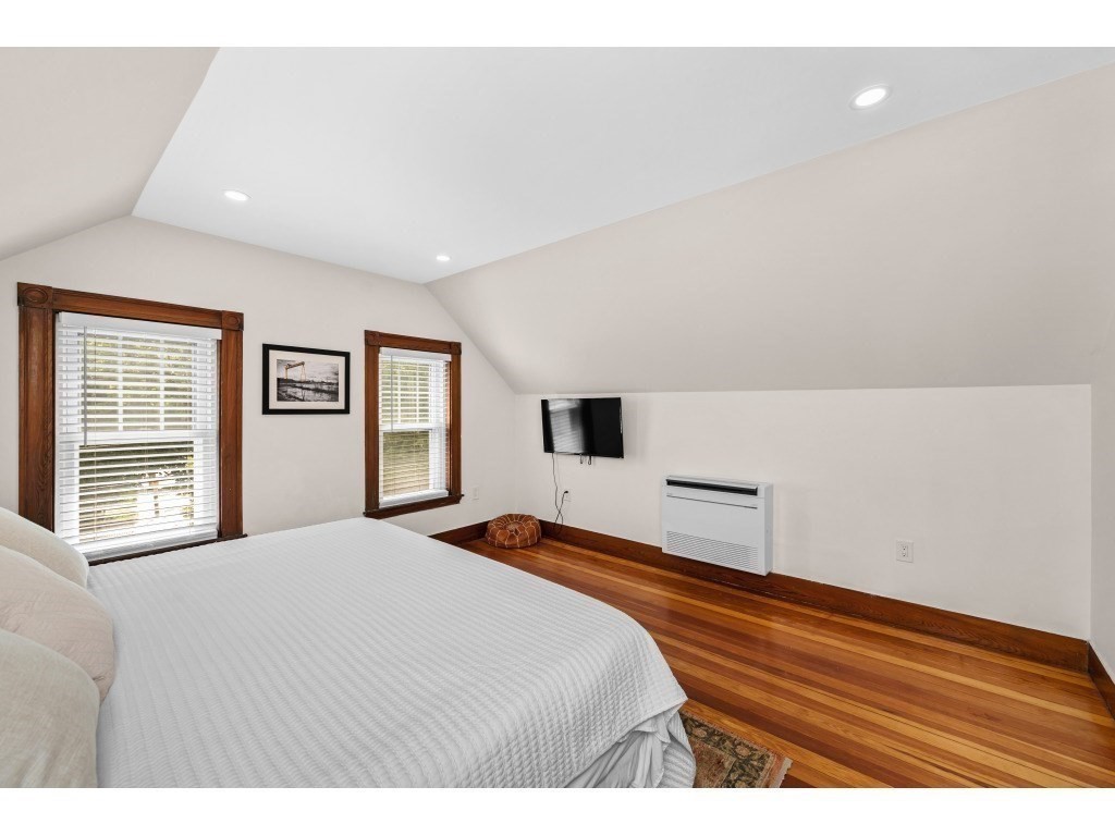 217 Pleasant Street Property Photo 18