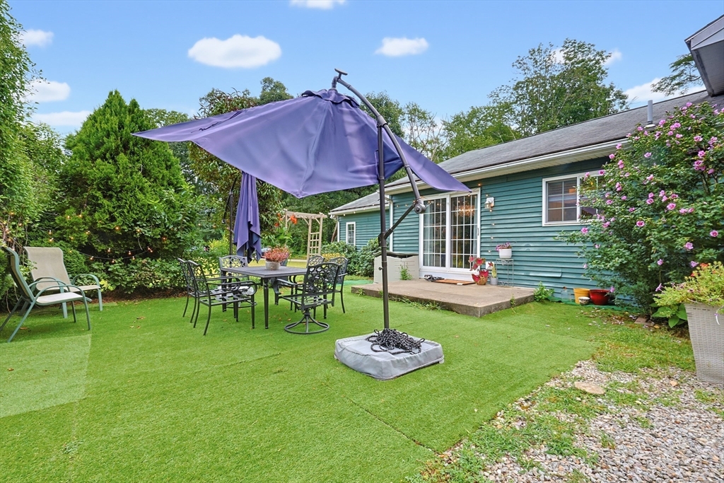 25 Old Elmdale Rd Property Photo 11