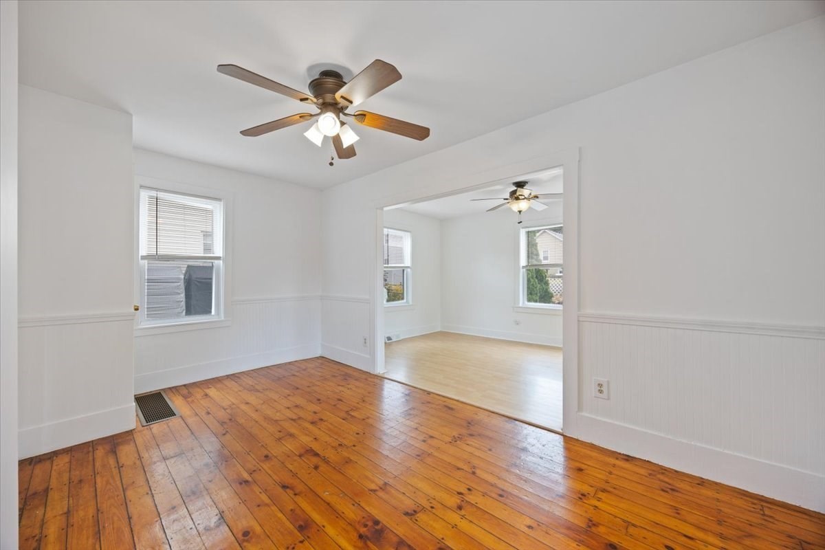 90 Middlesex St Property Photo 5