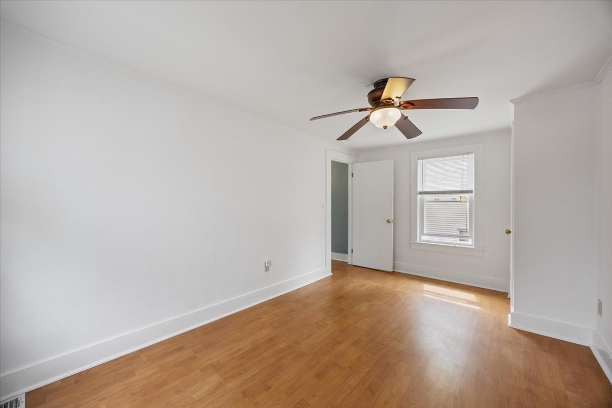 90 Middlesex St Property Photo 11
