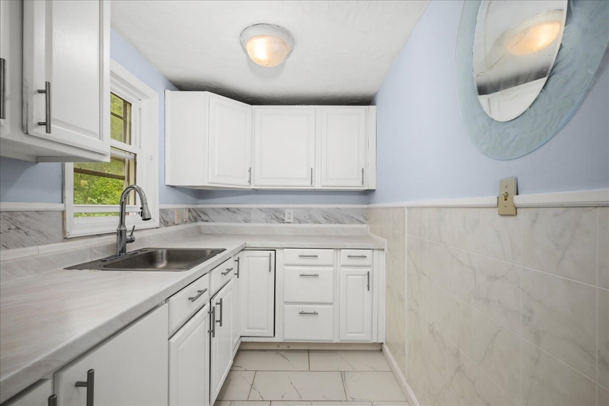 6 Oakwood Ave Property Photo 10