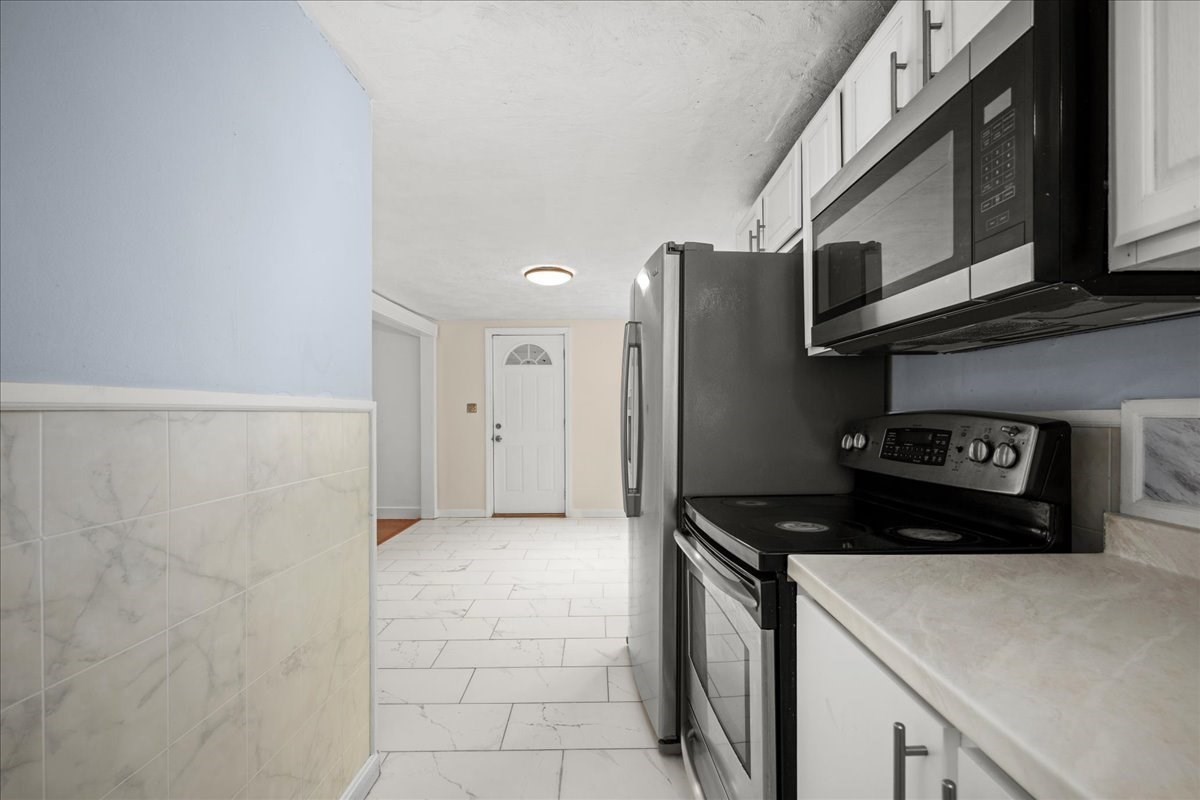 6 Oakwood Ave Property Photo 11