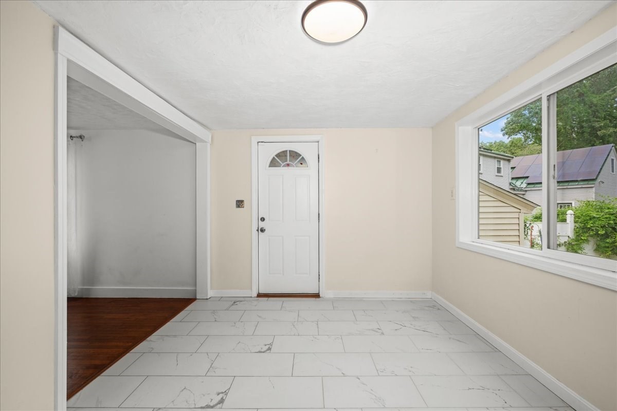 6 Oakwood Ave Property Photo 12