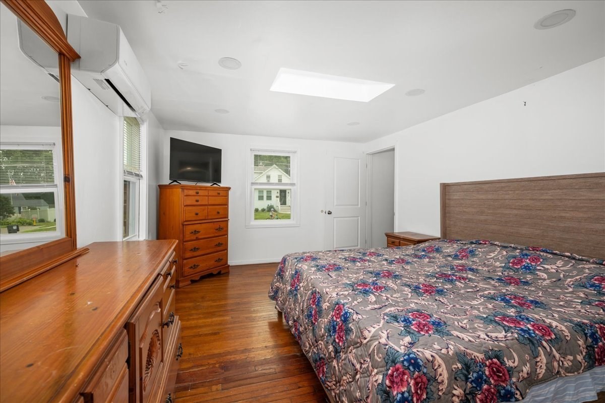 6 Oakwood Ave Property Photo 20
