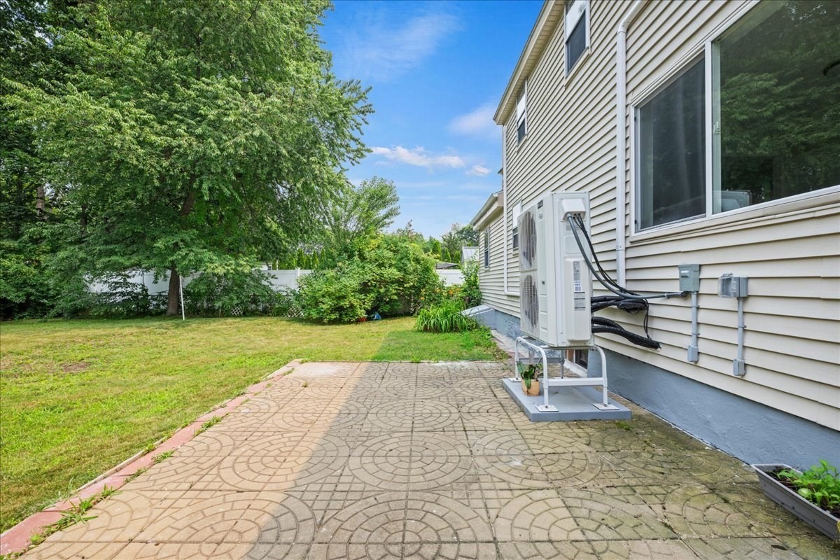 6 Oakwood Ave Property Photo 33