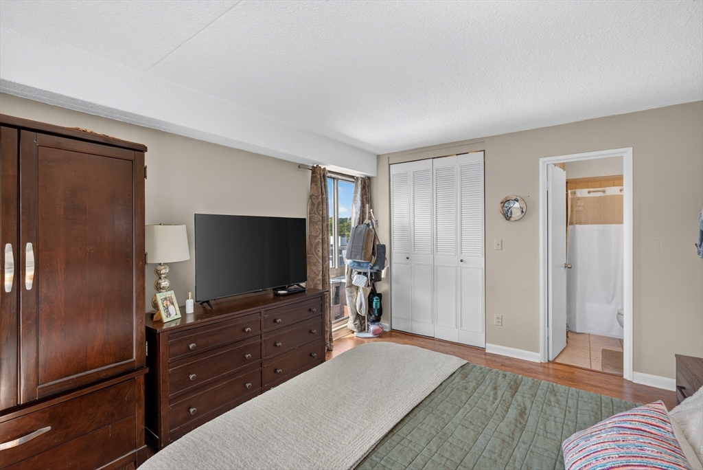 55 Sewall Ave Property Photo 12