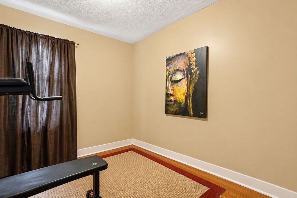 320 Davis Street Property Photo 7