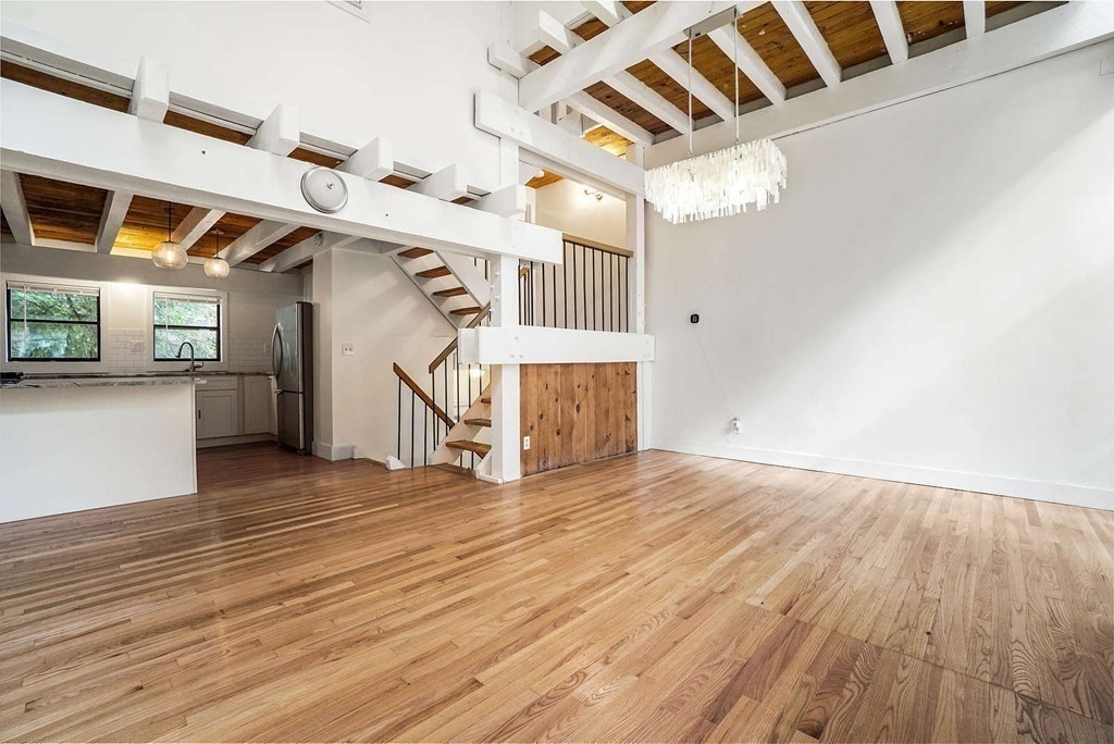36 Irving St # 8 Property Photo 5