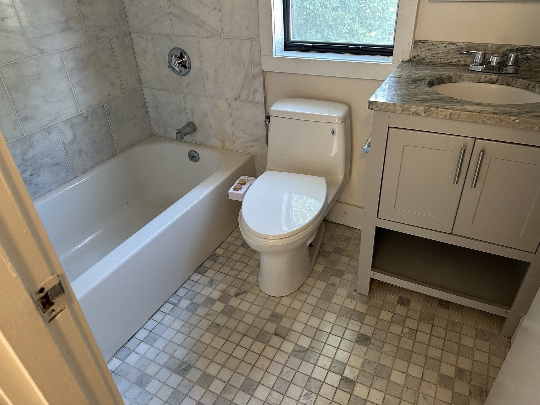 36 Irving St # 8 Property Photo 10