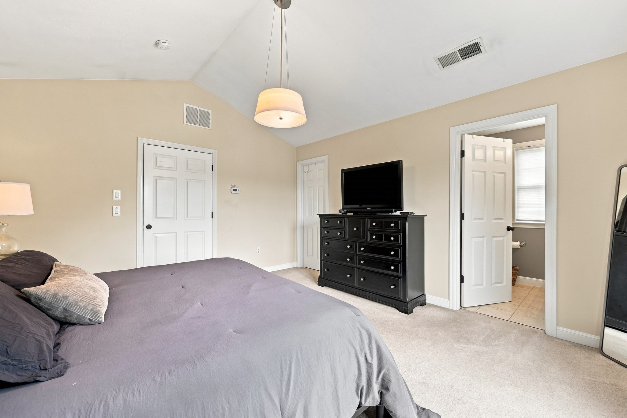 222 Mendon Street Property Photo 13