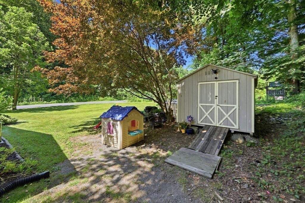 21 Goss Hill Rd Property Photo 26