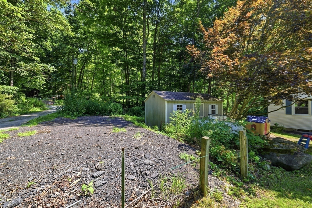 21 Goss Hill Rd Property Photo 27