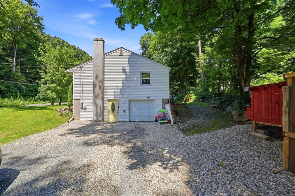 21 Goss Hill Rd Property Photo 29