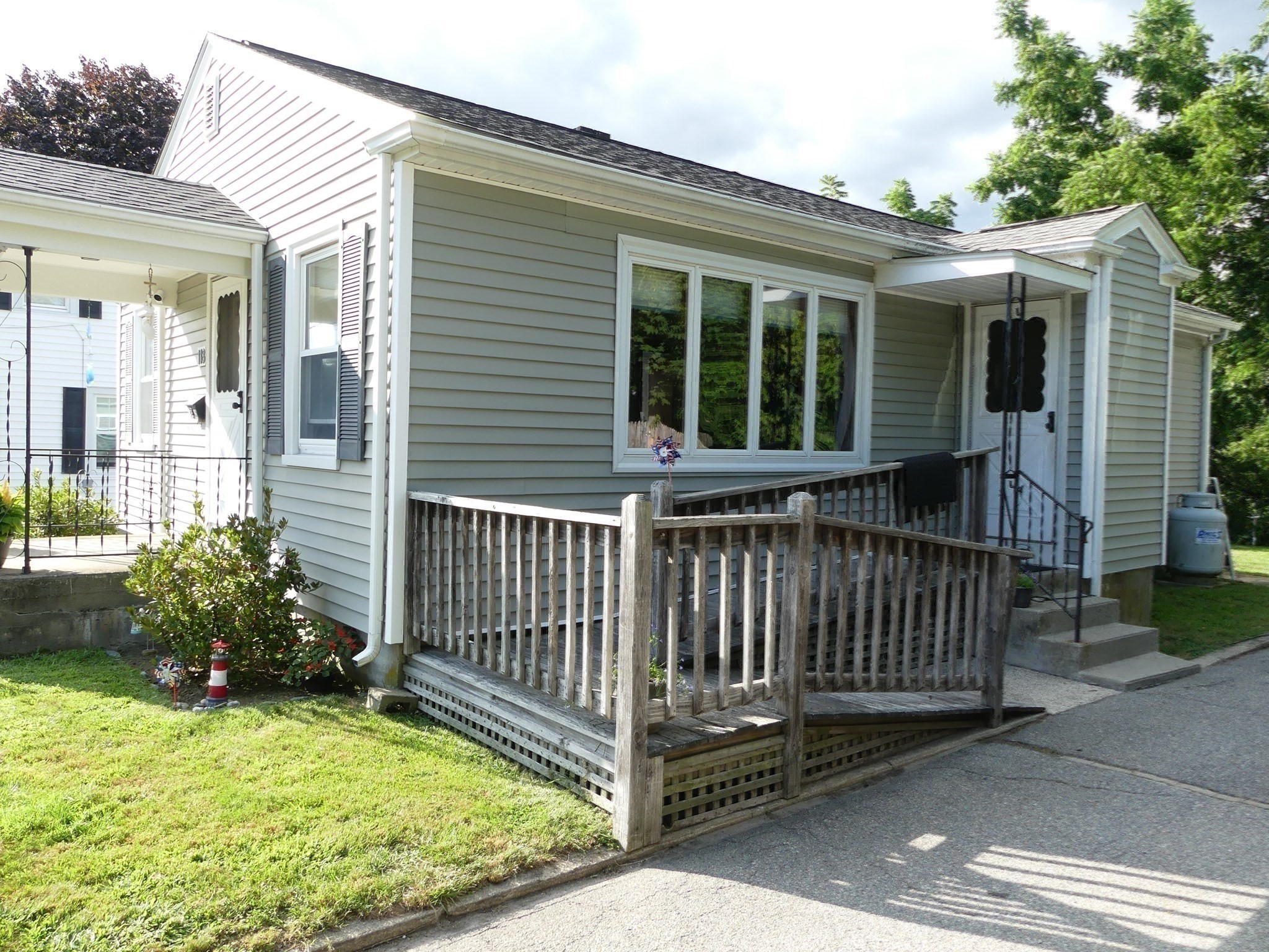 118 Randolph Ave Property Photo 25