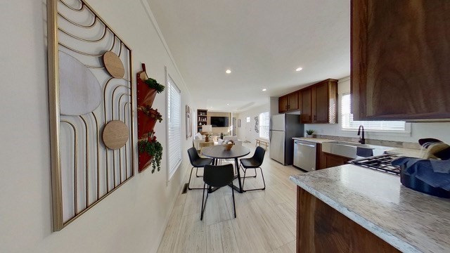 103 Newbury # 11 Property Photo 8