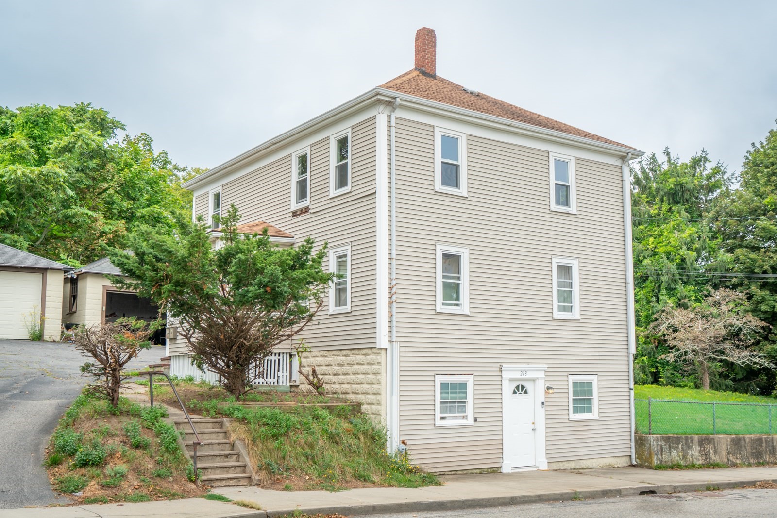 218 Standish Ave Property Photo 1