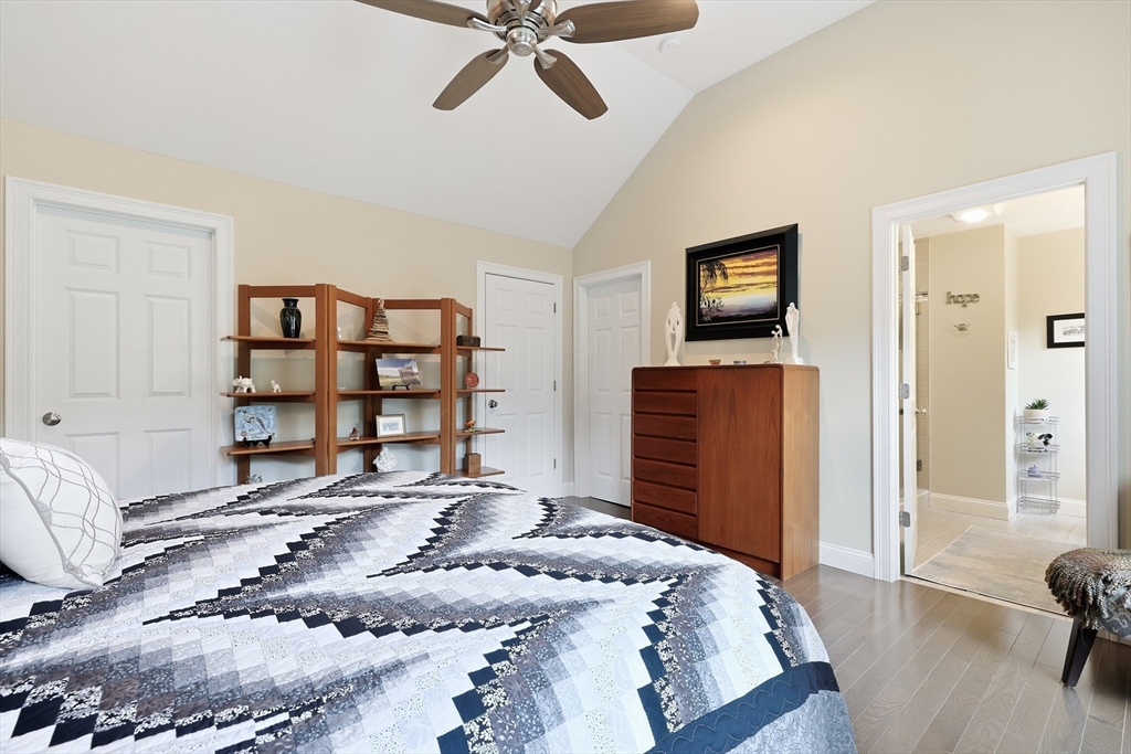 17 Cypress # 1 Property Photo 19