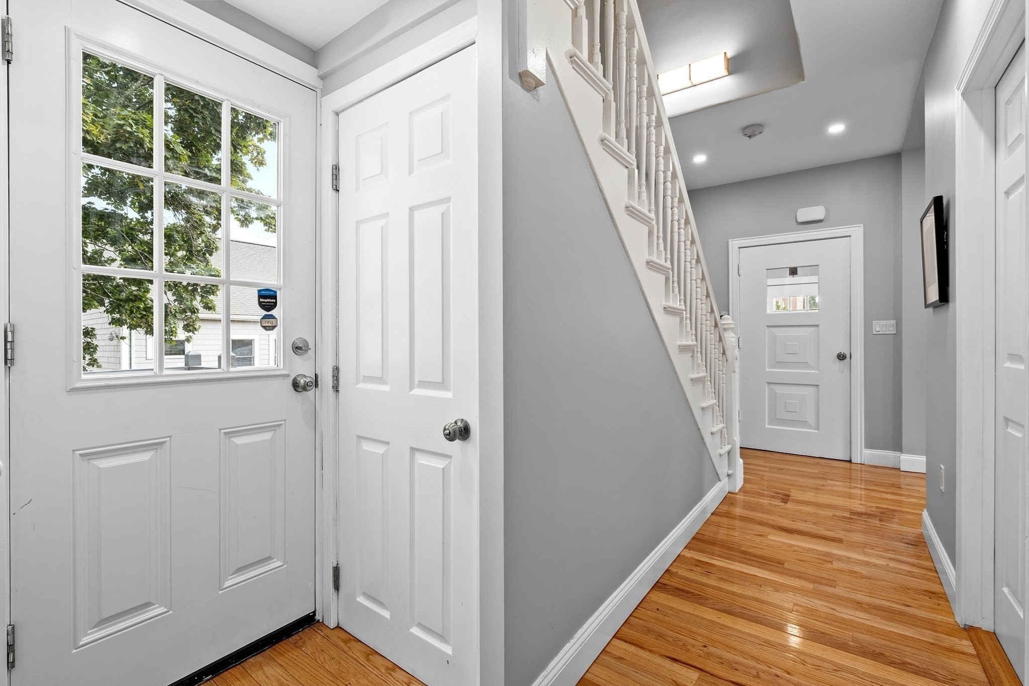 545 Washington St Property Photo 12
