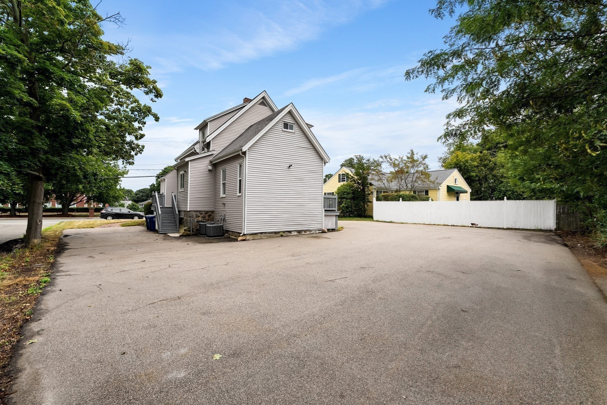 545 Washington St Property Photo 28