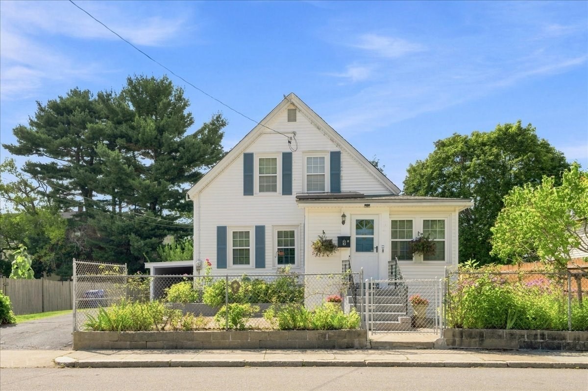 9 Oliver Street Property Photo 1