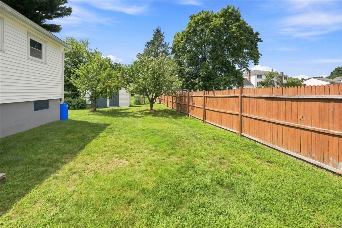 9 Oliver Street Property Photo 15