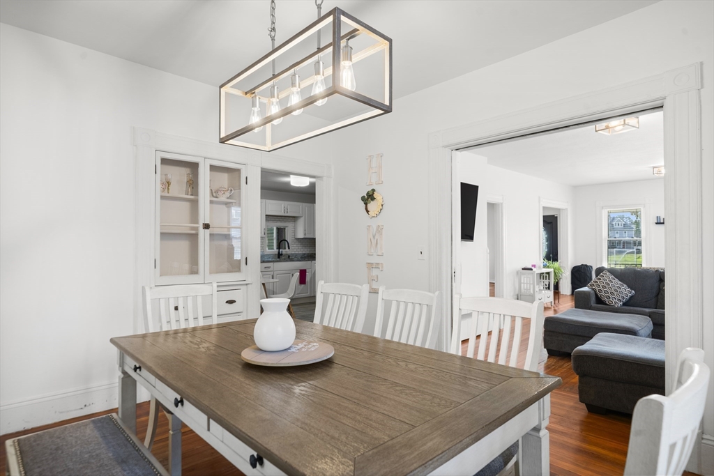 275 Broadway St Property Photo 14