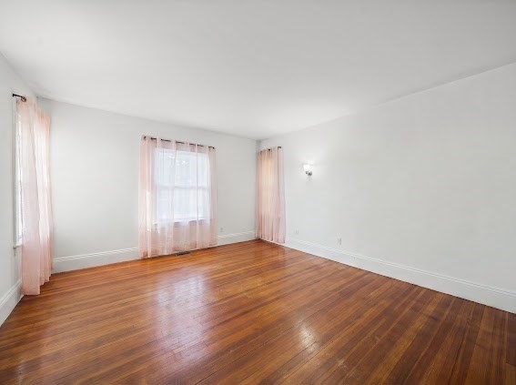 275 Broadway St Property Photo 23