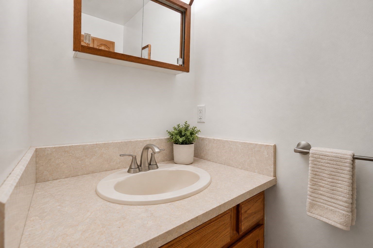 55 Littleton Rd # 11b Property Photo 15