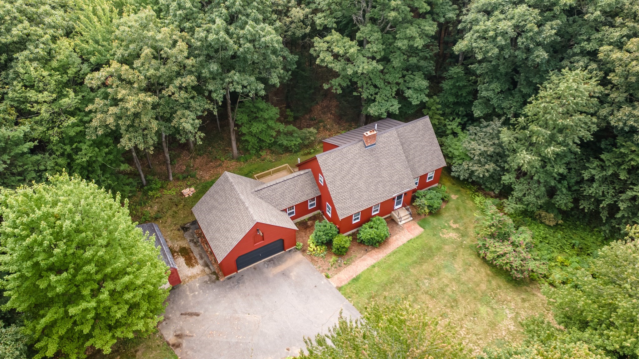123 Saunders Street Property Photo 3