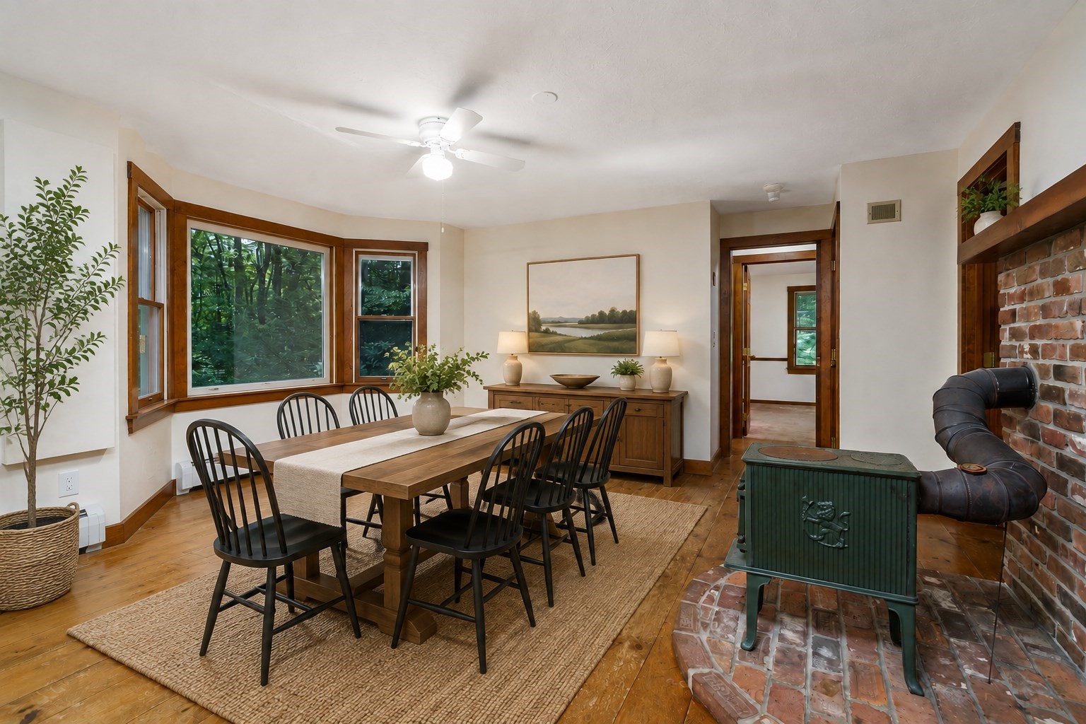 123 Saunders Street Property Photo 9