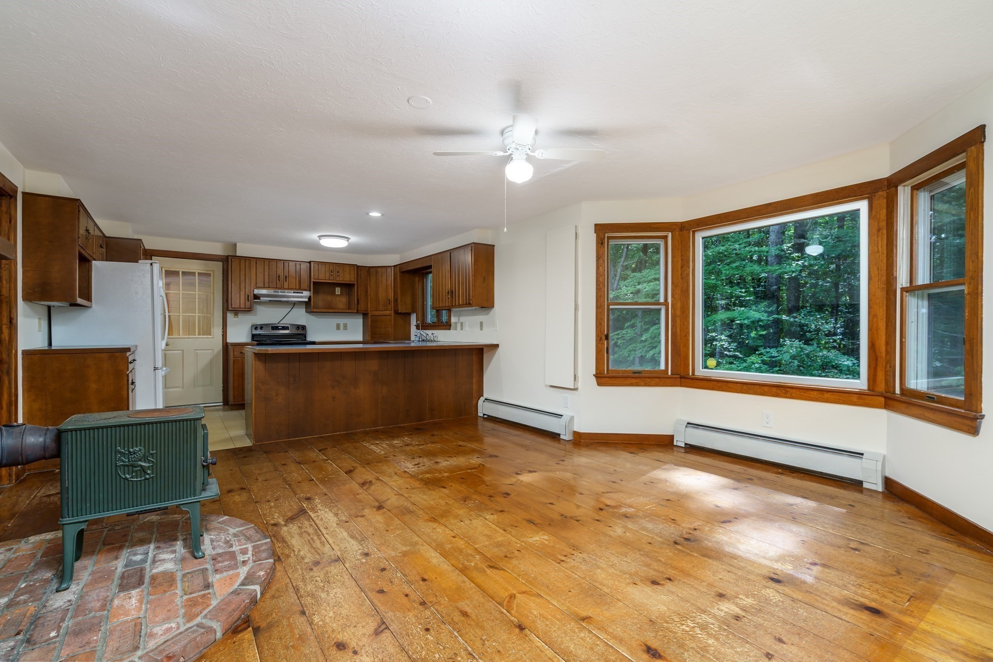 123 Saunders Street Property Photo 11