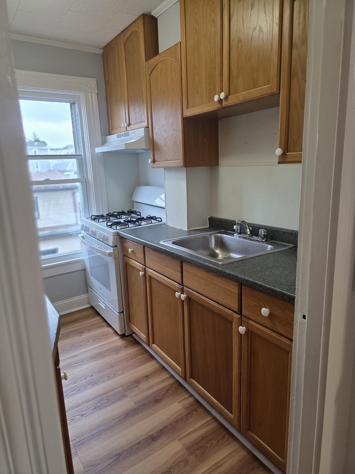 194 Albion St # 3 Property Photo 1